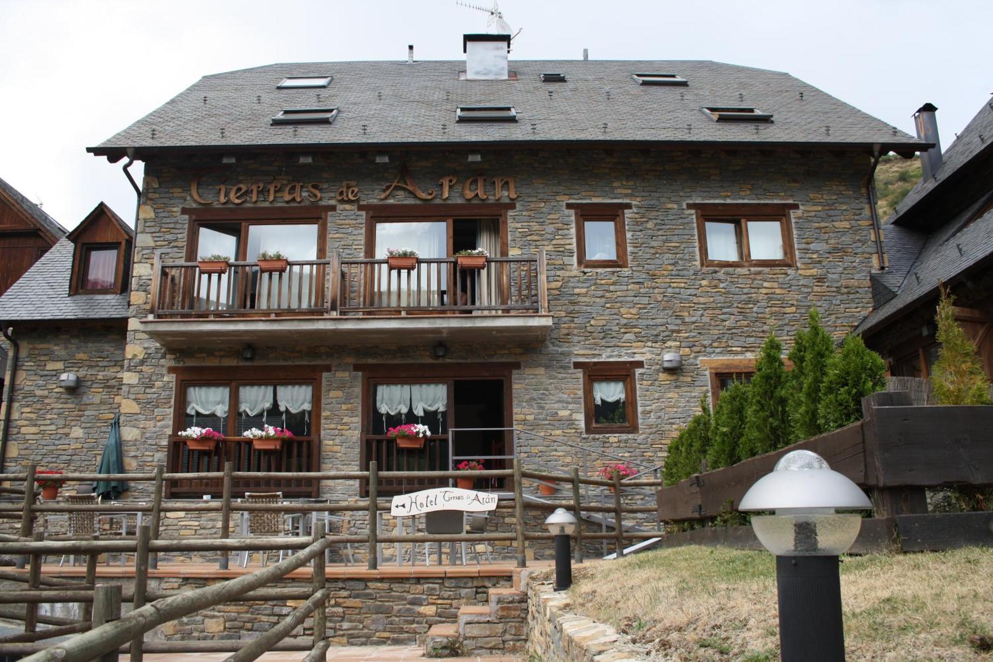 Tierras De Arán Hotel Betlán Kültér fotó