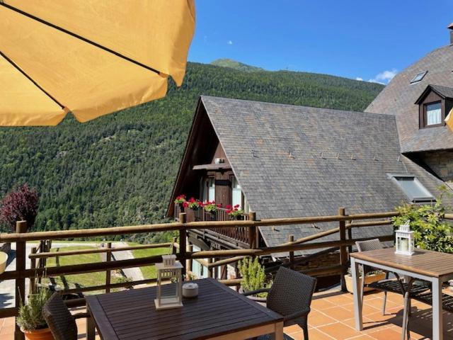 Tierras De Arán Hotel Betlán Kültér fotó